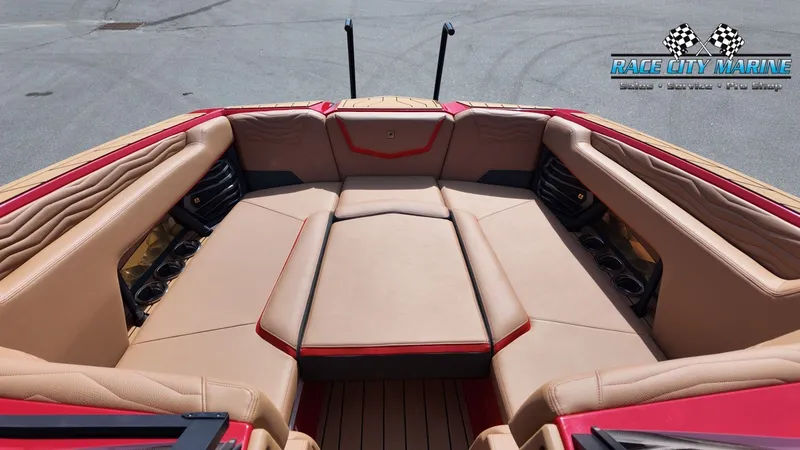 Slide: The Image of Nautique G25 2026 - 26