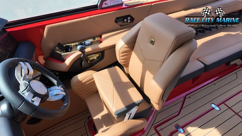 Slide: The Image of Nautique G25 2026 - 27