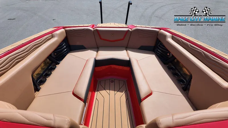 Slide: The Image of Nautique G25 2026 - 30