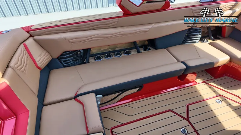 Slide: The Image of Nautique G25 2026 - 31