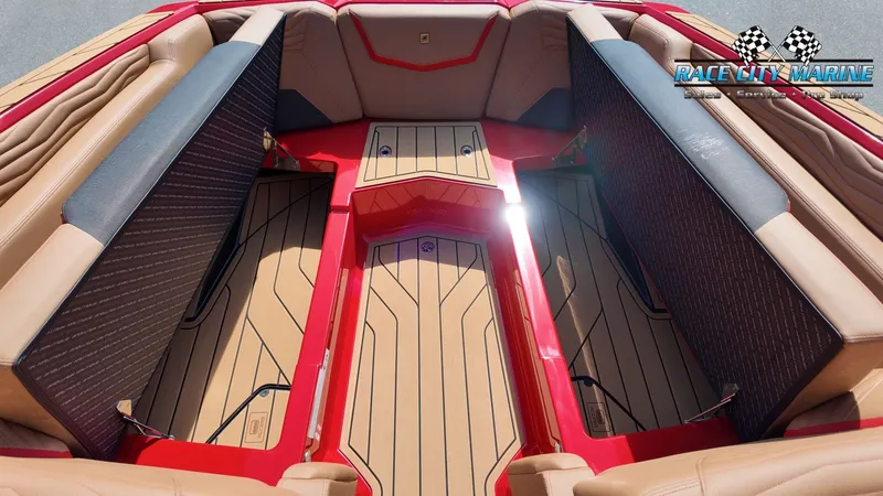 Slide: The Image of Nautique G25 2026 - 34