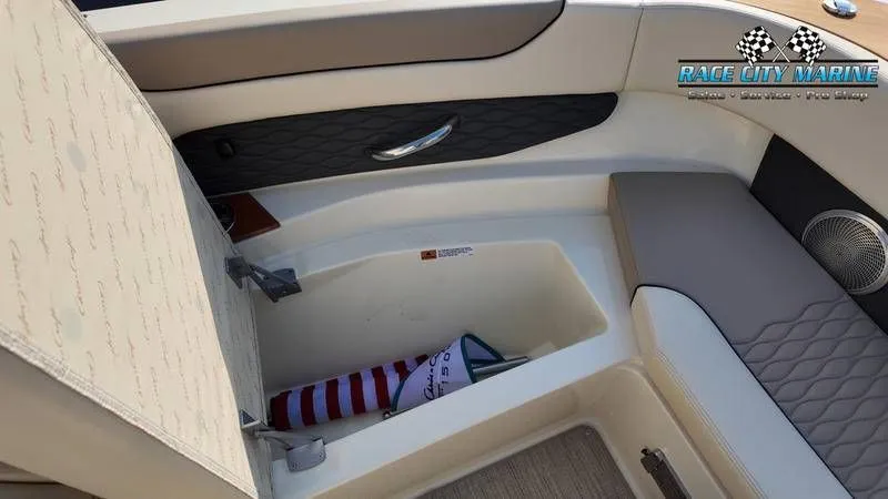 Slide: The Image of Chris-Craft 28MS 2025 - 10