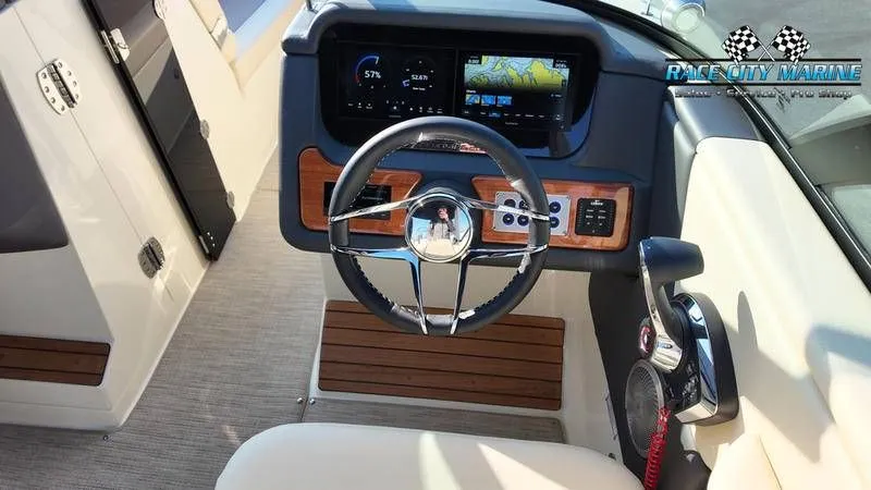 Slide: The Image of Chris-Craft 28MS 2025 - 22