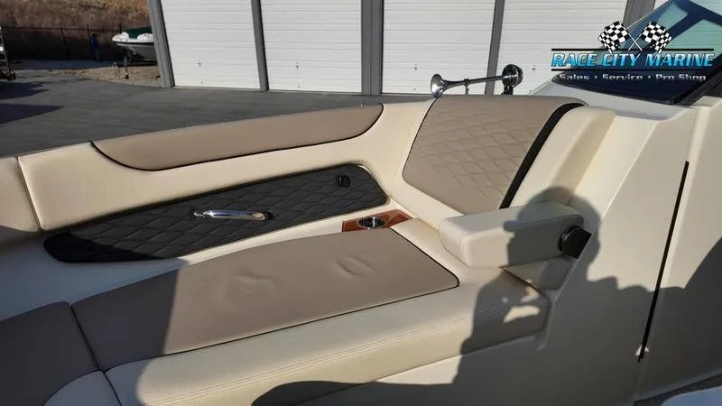 Slide: The Image of Chris-Craft 28MS 2025 - 23