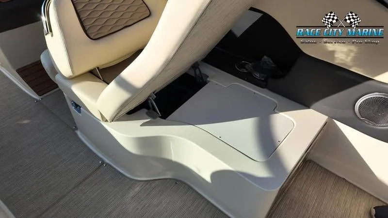 Slide: The Image of Chris-Craft 28MS 2025 - 33