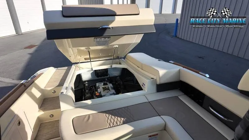 Slide: The Image of Chris-Craft 28MS 2025 - 39