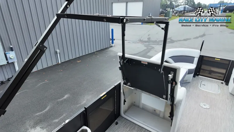 Slide: The Image of Barletta X25UC 2022 - 24