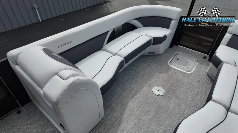 Slide: The Image of Barletta X25UC 2022 - 38