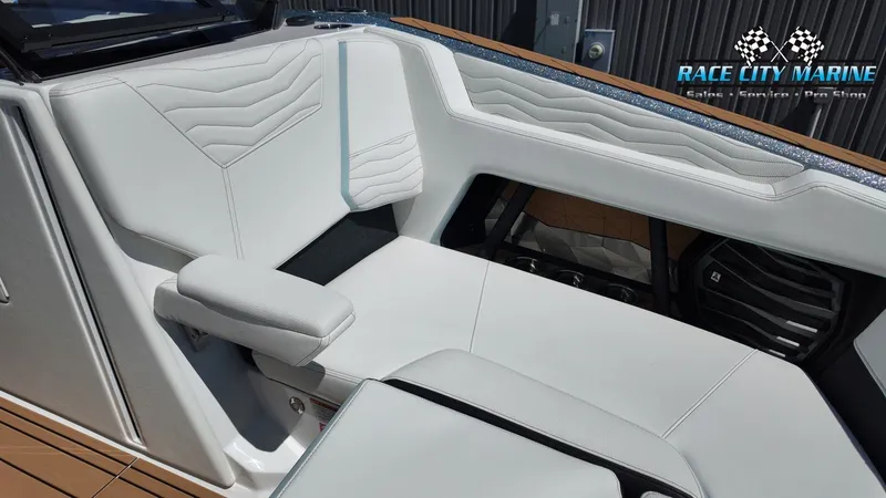 Slide: The Image of Nautique G23 2026 - 11