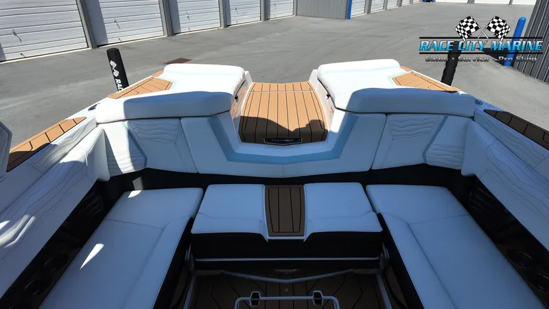 Slide: The Image of Nautique G23 2026 - 19