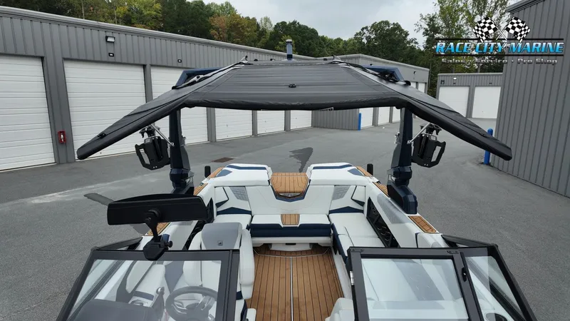 Slide: The Image of Nautique Super Air Nautique S23 2023 - 24