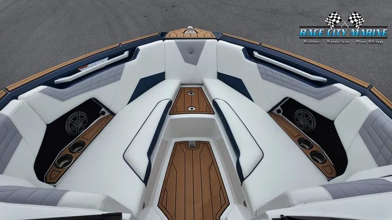 Slide: The Image of Nautique Super Air Nautique S23 2023 - 28