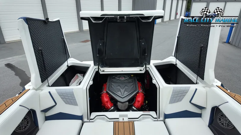 Slide: The Image of Nautique Super Air Nautique S23 2023 - 47