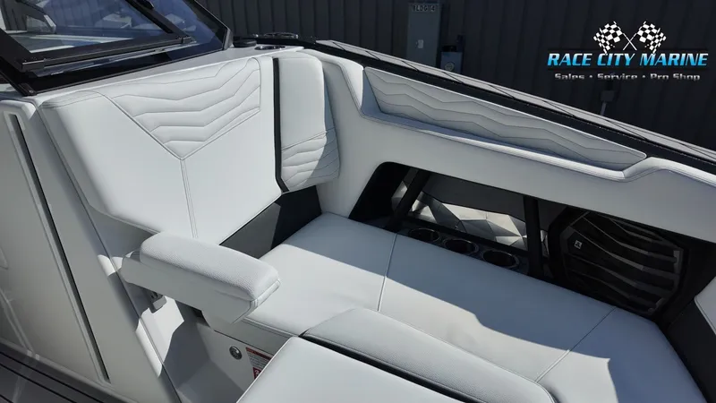 Slide: The Image of Nautique G23 2026 - 12