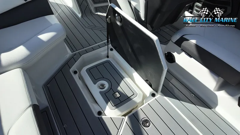 Slide: The Image of Nautique G23 2026 - 23