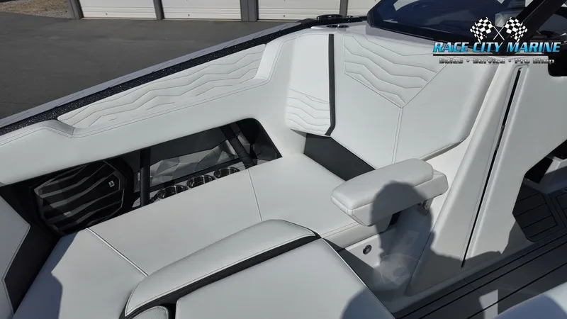 Slide: The Image of Nautique G23 2026 - 52