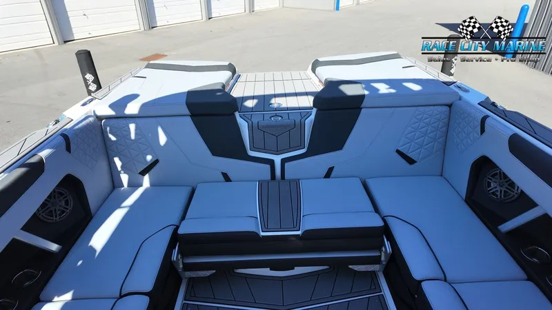 Slide: The Image of Nautique GS24 2026 - 14