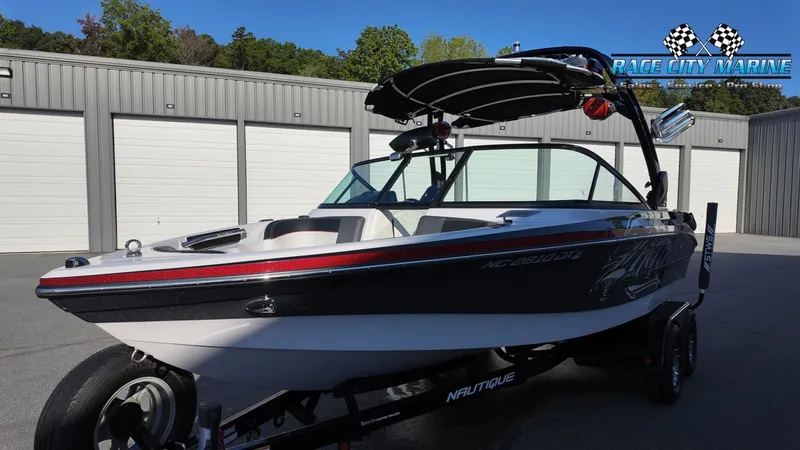 Slide: The Image of Nautique 210 Super Air Nautique 2012 - 6