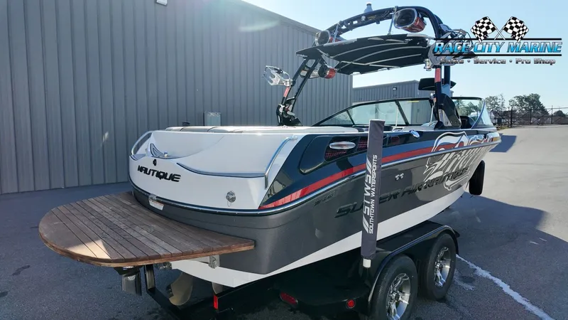 Slide: The Image of Nautique 210 Super Air Nautique 2012 - 8