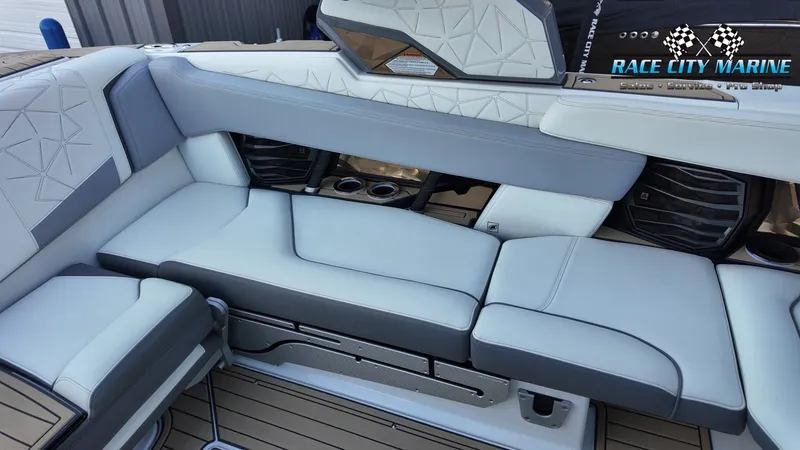 Slide: The Image of Nautique Super Air Nautique G23 Paragon 2021 - 10