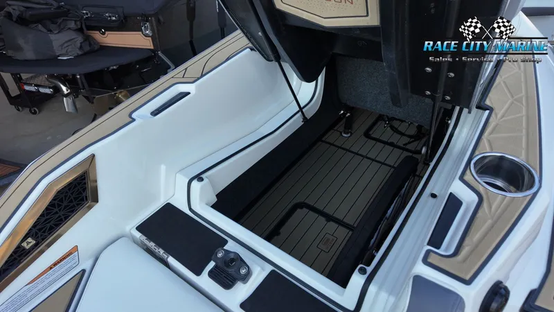 Slide: The Image of Nautique Super Air Nautique G23 Paragon 2021 - 12