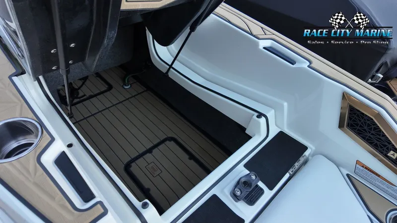 Slide: The Image of Nautique Super Air Nautique G23 Paragon 2021 - 15