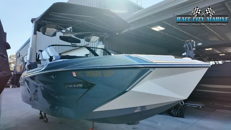 Slide: The Image of Nautique Super Air Nautique G23 Paragon 2021 - 3
