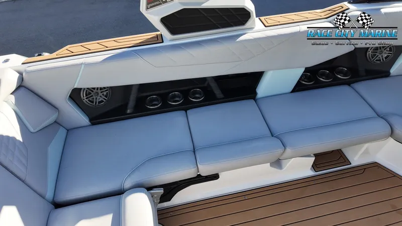 Slide: The Image of Nautique Super Air Nautique S23 2022 - 16