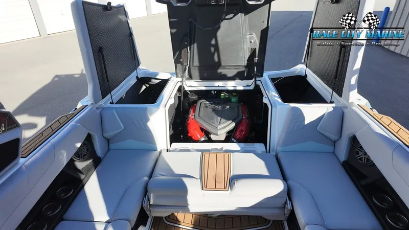 Slide: The Image of Nautique Super Air Nautique S23 2022 - 28