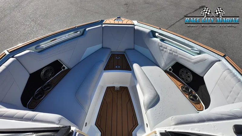 Slide: The Image of Nautique Super Air Nautique S23 2022 - 30