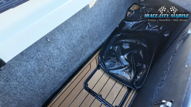 Slide: The Image of Nautique Super Air Nautique S23 2022 - 31