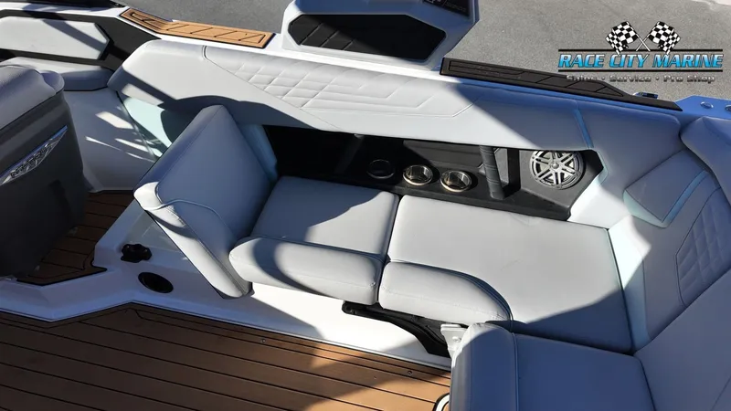 Slide: The Image of Nautique Super Air Nautique S23 2022 - 42