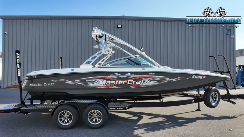 Slide: The Image of MasterCraft XStar 2006 - 1
