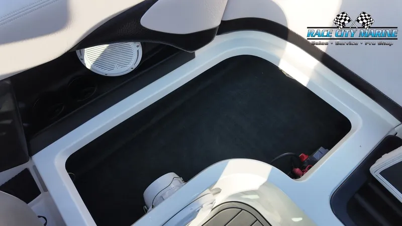 Slide: The Image of MasterCraft XStar 2006 - 11