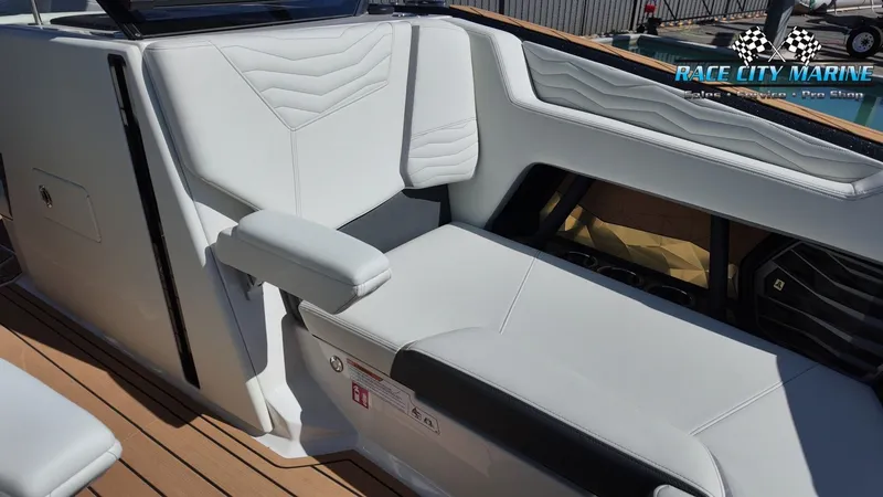 Slide: The Image of Nautique G23 2026 - 40