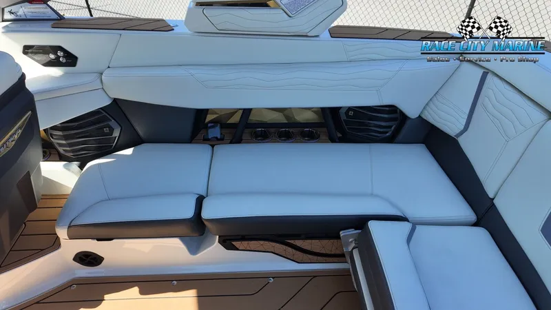 Slide: The Image of Nautique G23 2026 - 47