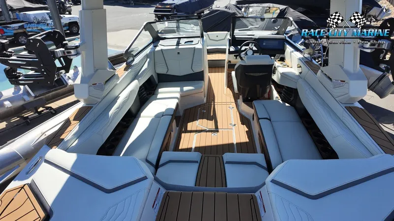 Slide: The Image of Nautique G23 2026 - 50