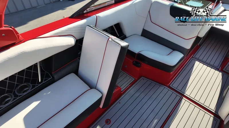 Slide: The Image of Nautique Super Air Nautique GS22 2018 - 28