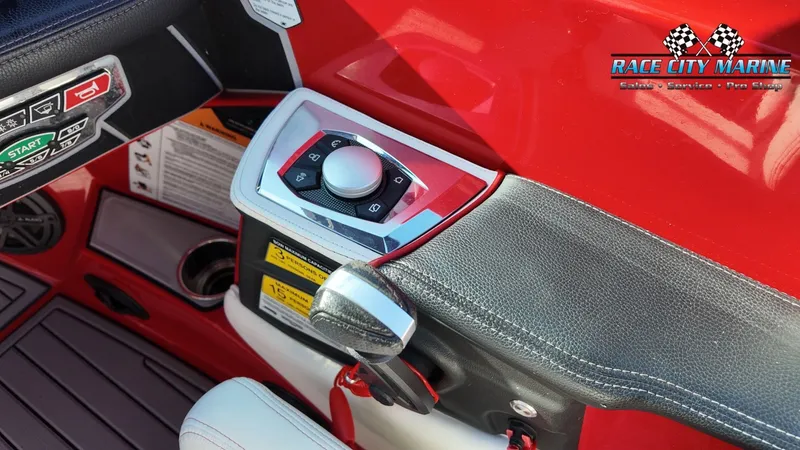 Slide: The Image of Nautique Super Air Nautique GS22 2018 - 42