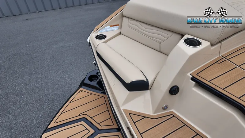 Slide: The Image of Nautique G25 2026 - 46