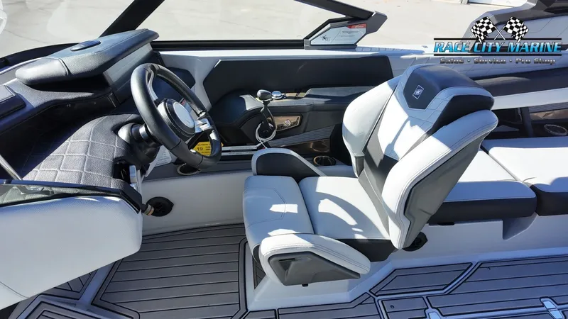 Slide: The Image of Nautique G25 2022 - 27