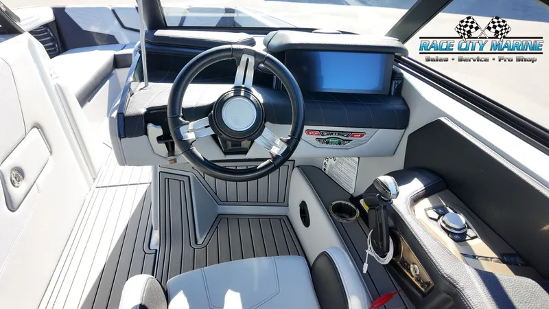 Slide: The Image of Nautique G25 2022 - 31