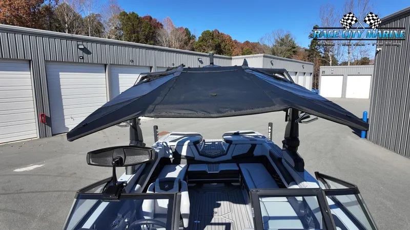 Slide: The Image of Nautique G25 2022 - 42