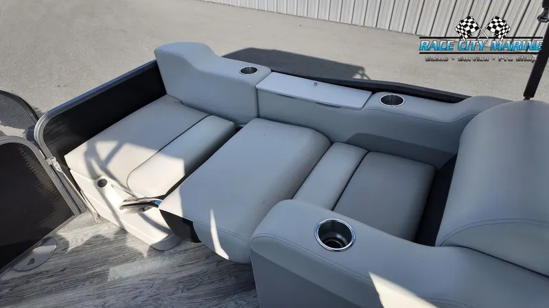 Slide: The Image of Manitou OASIS 23 SR VP 2017 - 20