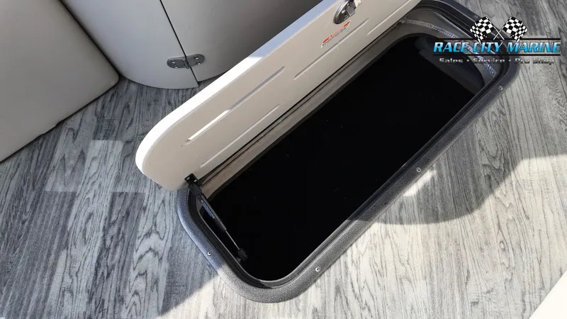 Slide: The Image of Manitou OASIS 23 SR VP 2017 - 23