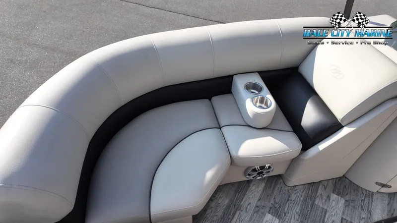 Slide: The Image of Manitou OASIS 23 SR VP 2017 - 28