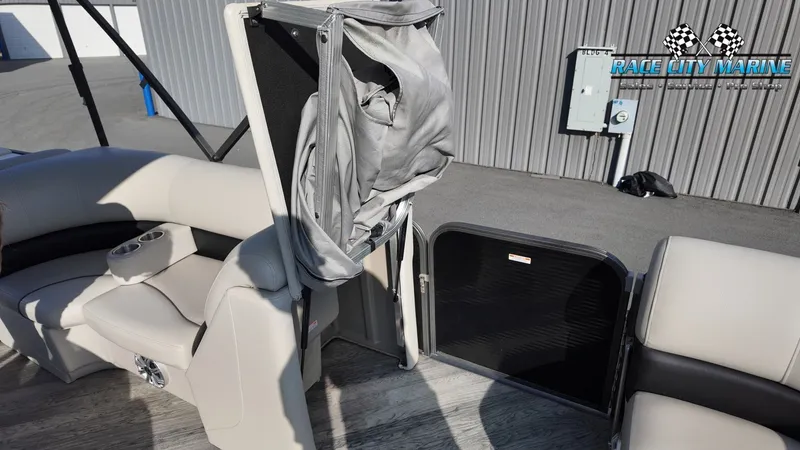 Slide: The Image of Manitou OASIS 23 SR VP 2017 - 36