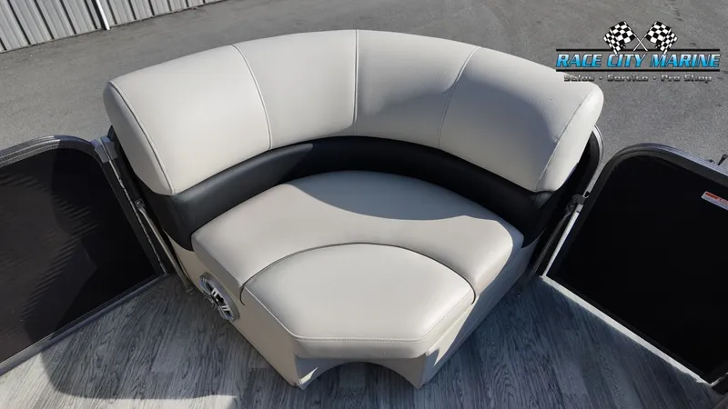 Slide: The Image of Manitou OASIS 23 SR VP 2017 - 38