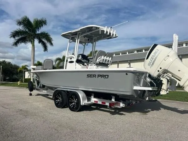 Slide: The Image of Sea Pro 248 Bay 2021 - 4