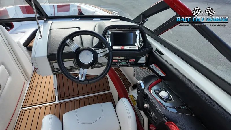 Slide: The Image of Nautique G23 2016 - 25